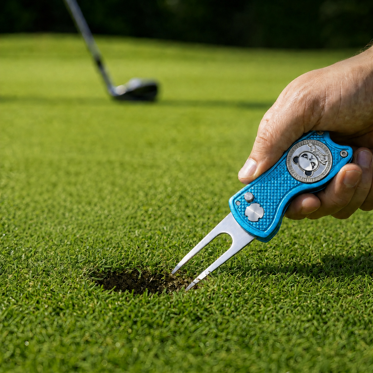 PandaMan Divot Repair Tool - Blue